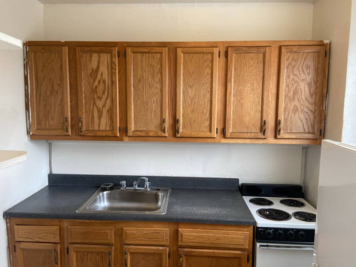 Apartment for rent at 120 Glynn Court, Detroit, MI 48202