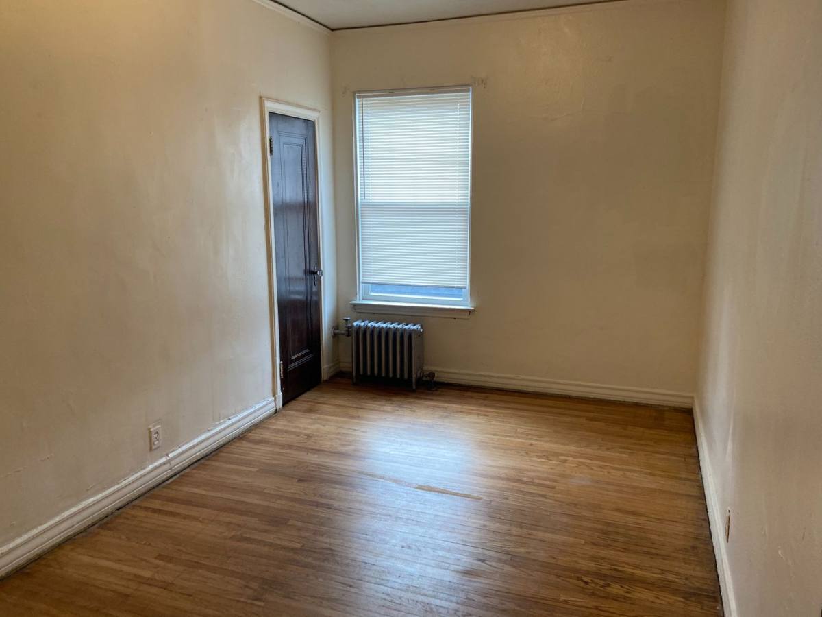 Apartment for rent at 120 Glynn Court, Detroit, MI 48202