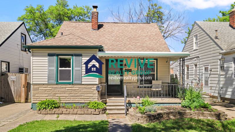 House for rent at 1774 College Ave, Lincoln Park, MI 48146