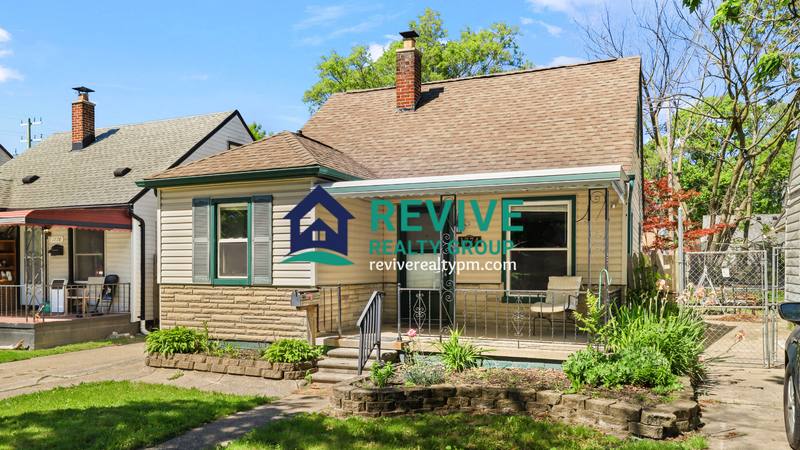 House for rent at 1774 College Ave, Lincoln Park, MI 48146