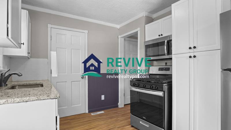 House for rent at 1774 College Ave, Lincoln Park, MI 48146