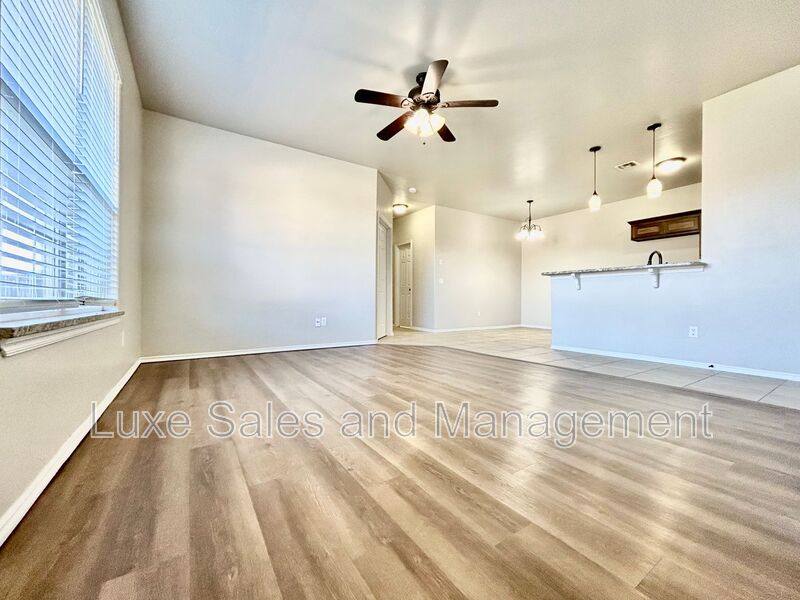 Apartment for rent at 1328 Garden Gate Dr #A, Yukon, OK 73099