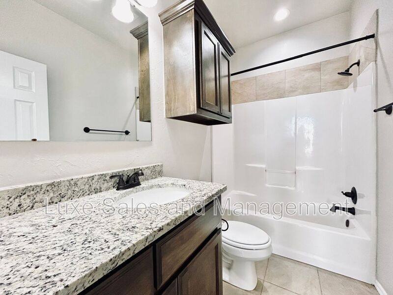 Apartment for rent at 1328 Garden Gate Dr #A, Yukon, OK 73099