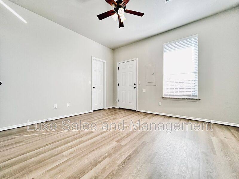 Apartment for rent at 1328 Garden Gate Dr #A, Yukon, OK 73099