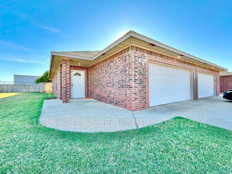 Apartment for rent at 1328 Garden Gate Dr #A, Yukon, OK 73099