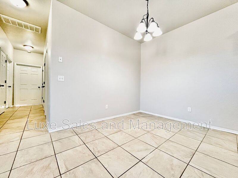 Apartment for rent at 1328 Garden Gate Dr #A, Yukon, OK 73099