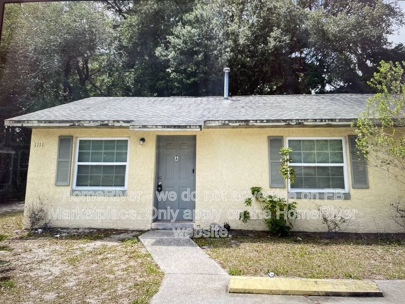 Apartment for rent at 1111 Tuskegee St #A, Leesburg, FL 34748