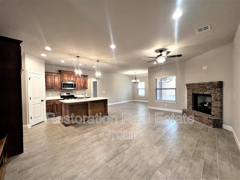 House for rent at 500 NW 176th St, Edmond, OK 73012