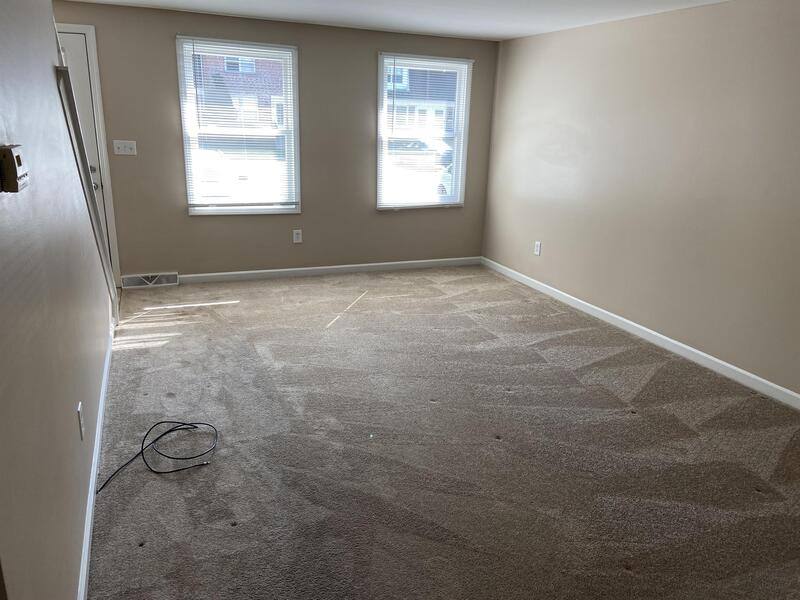 Townhouse for rent at 147 Creekside Dr, Buffalo, NY 14228