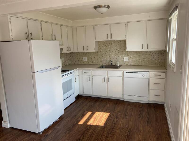 Townhouse for rent at 147 Creekside Dr, Buffalo, NY 14228