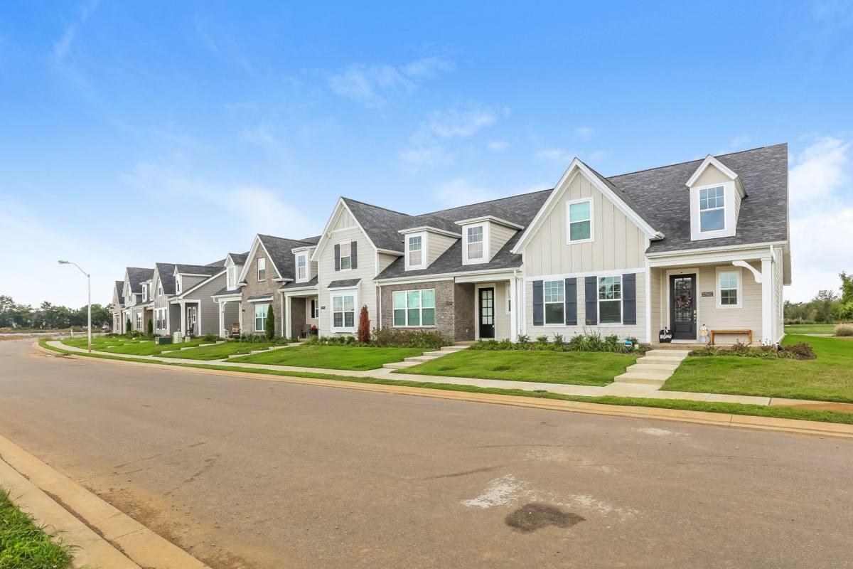 Townhouse for rent at 2500 Elmcroft Ave, Murfreesboro, TN 37128
