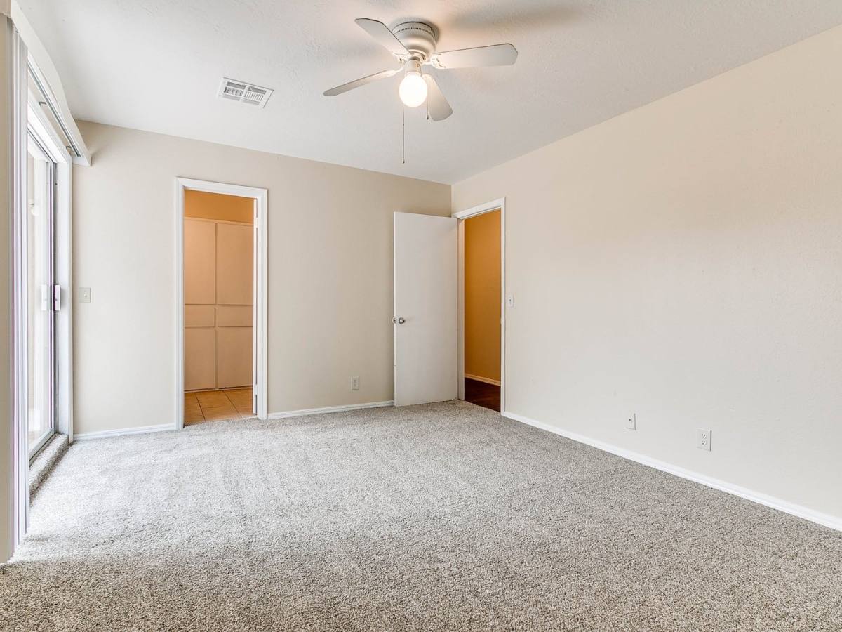 House for rent at 504 N Davis, Oklahoma City, OK 73127