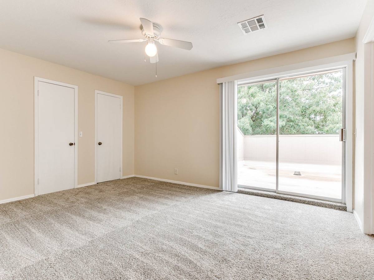 House for rent at 504 N Davis, Oklahoma City, OK 73127
