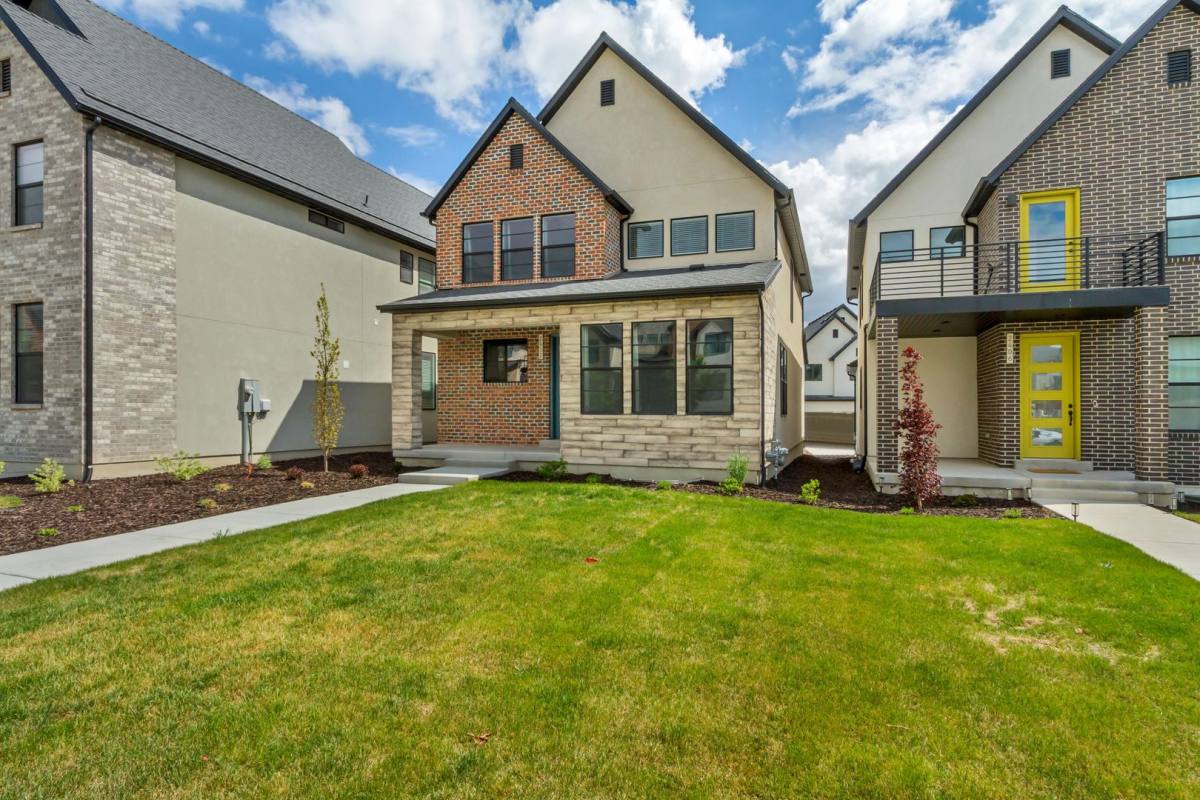House for rent at 2412 N Sunmore Way, Lehi, UT 84043