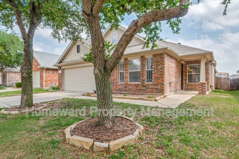 House for rent at 11728 Netleaf Lane, Keller, TX 76244