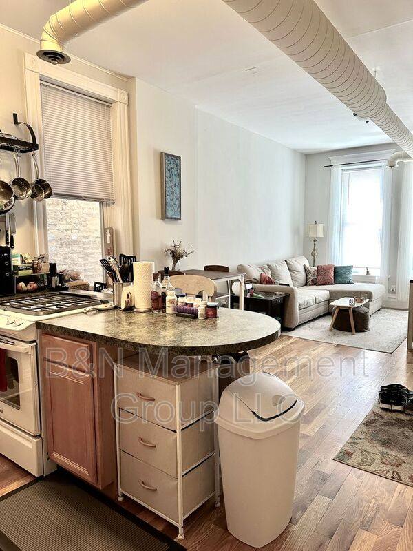 Apartment for rent at 2337 N Janssen #2F, Chicago, IL 60614