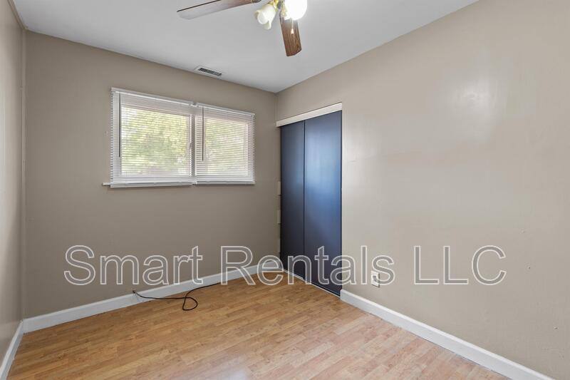 House for rent at 1395 Bluebird Dr, Florissant, MO 63031