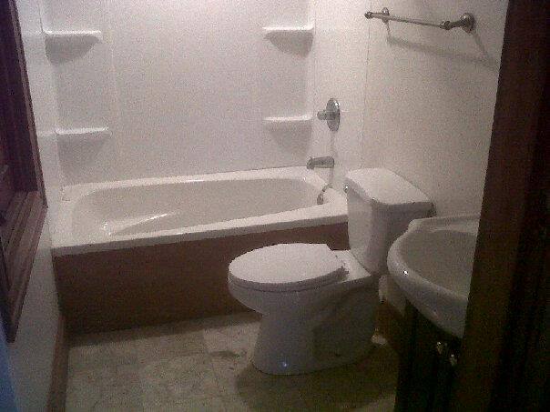 Apartment for rent at 2907-09 Glendora Ave, Cincinnati, OH 45219