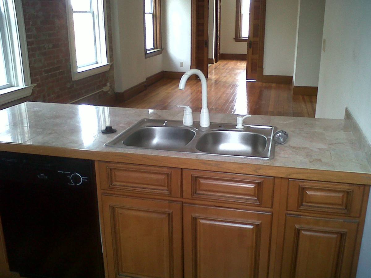 Apartment for rent at 2907-09 Glendora Ave, Cincinnati, OH 45219