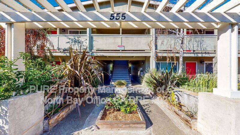 Apartment for rent at 555 Dexter St E, Santa Rosa, CA 95404