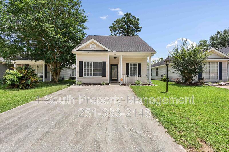 House for rent at 2033 Post Oak Court, Mobile, AL 36695
