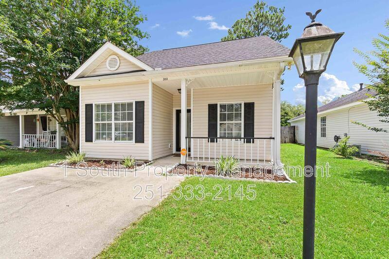 House for rent at 2033 Post Oak Court, Mobile, AL 36695