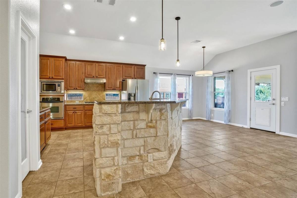 House for rent at 180 Harris Dr, Austin, TX 78737