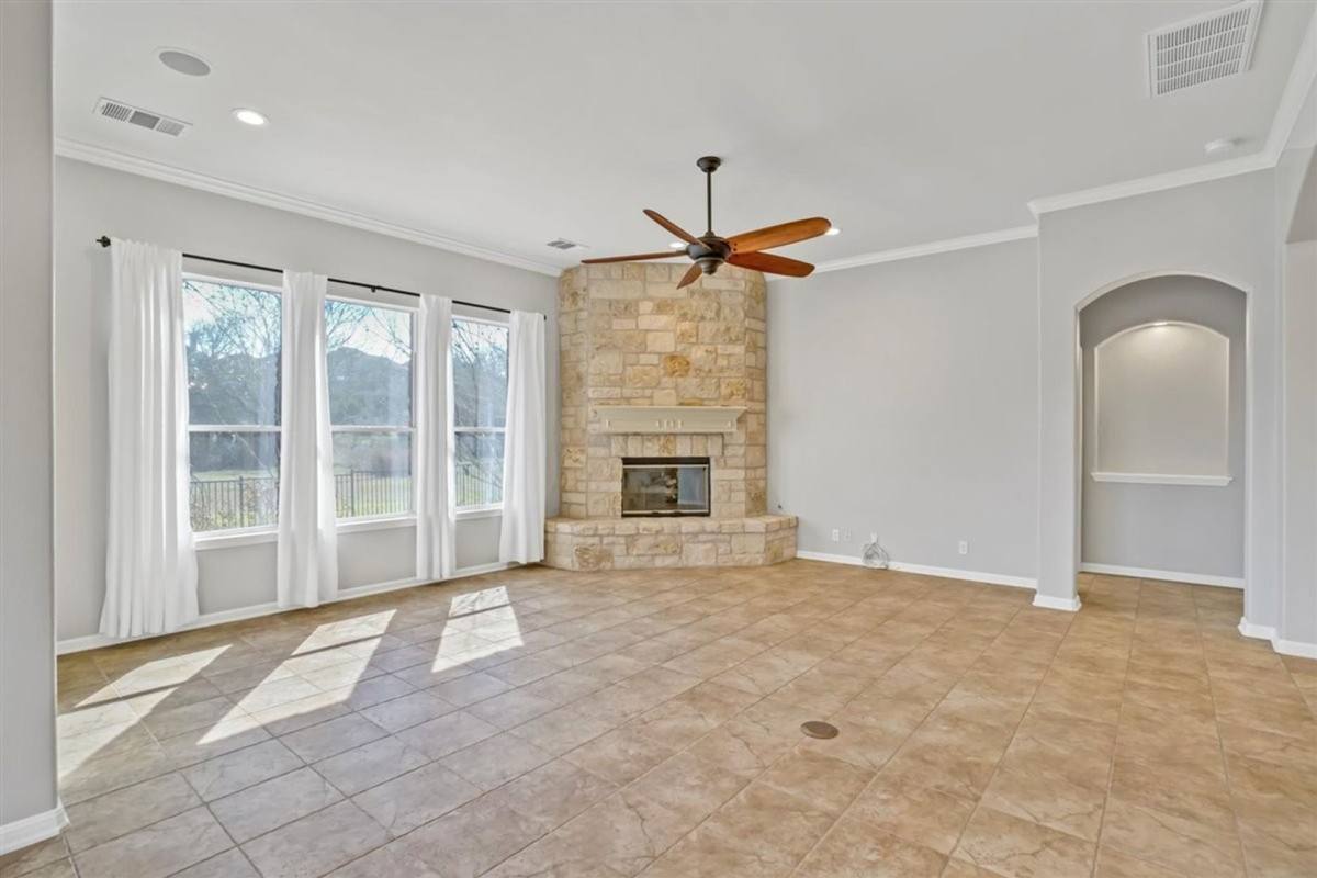House for rent at 180 Harris Dr, Austin, TX 78737