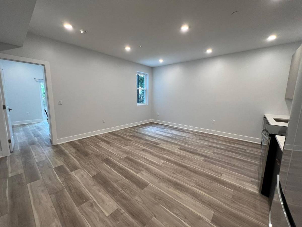 Apartment for rent at 4937 Chestnut St, Philadelphia, PA 19139