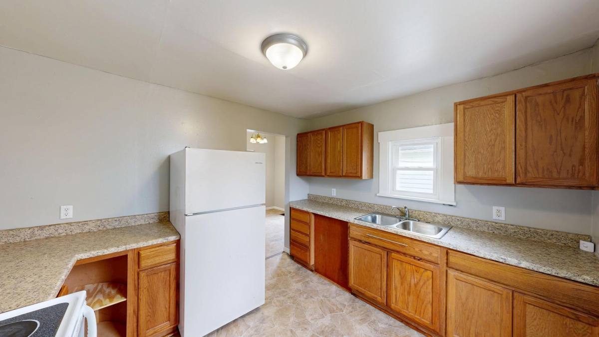 House for rent at 518 Myers St, Toledo, OH 43609