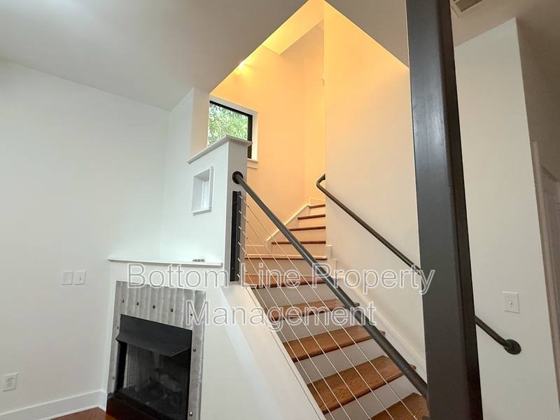 Townhouse for rent at 904 Warren Burgess Lane, Charlotte, NC 28205