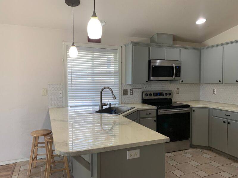 House for rent at 8308 Wrigley Dr, Pasco, WA 99301