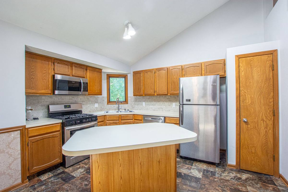 House for rent at 7513 S 134th St, Omaha, NE 68135