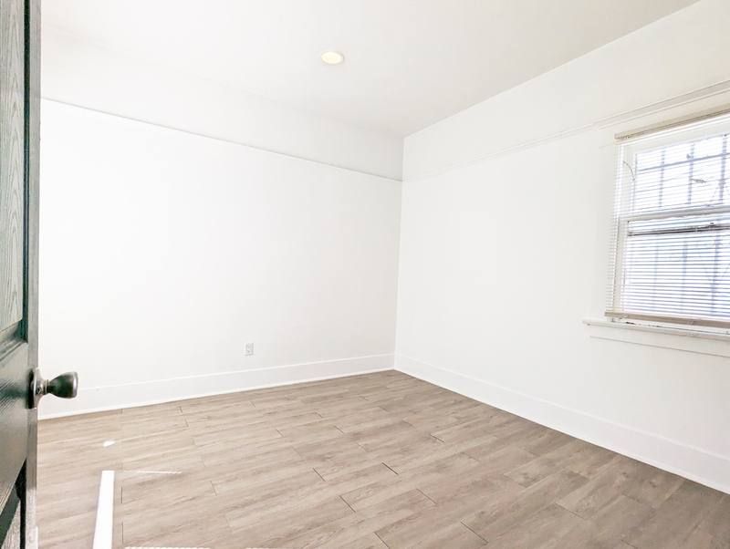 Apartment for rent at 435 W 4th St #1 2, Long Beach, CA 90802