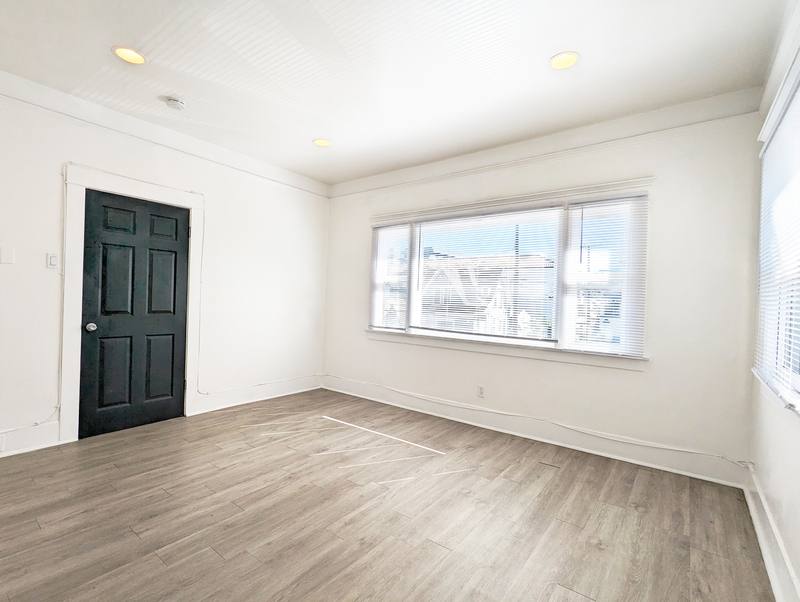 Apartment for rent at 435 W 4th St #1 2, Long Beach, CA 90802