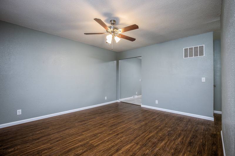 Apartment for rent at 514 NE Corder St #B, Lees Summit, MO 64063