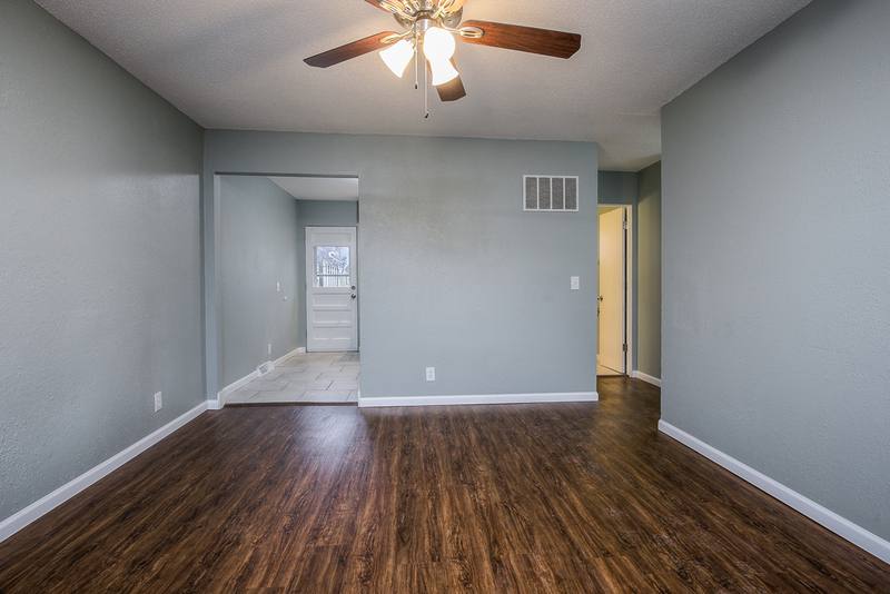 Apartment for rent at 514 NE Corder St #B, Lees Summit, MO 64063