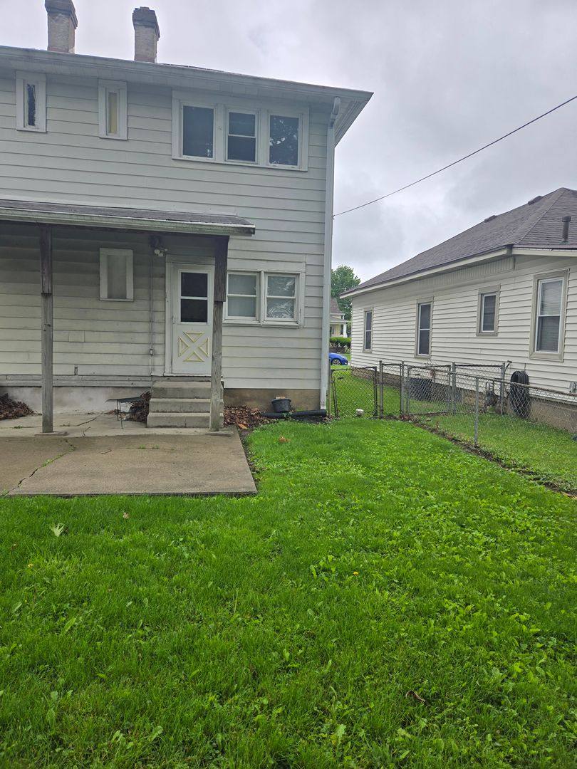 Apartment for rent at 1104-1106 S Jay St, Kokomo, IN 46902