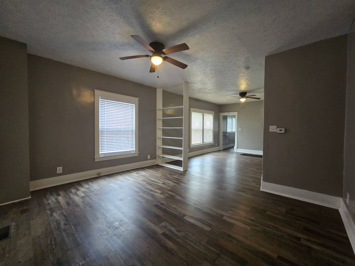 Apartment for rent at 1104-1106 S Jay St, Kokomo, IN 46902