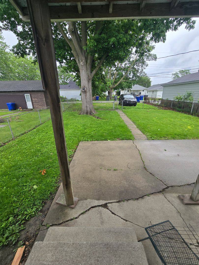 Apartment for rent at 1104-1106 S Jay St, Kokomo, IN 46902