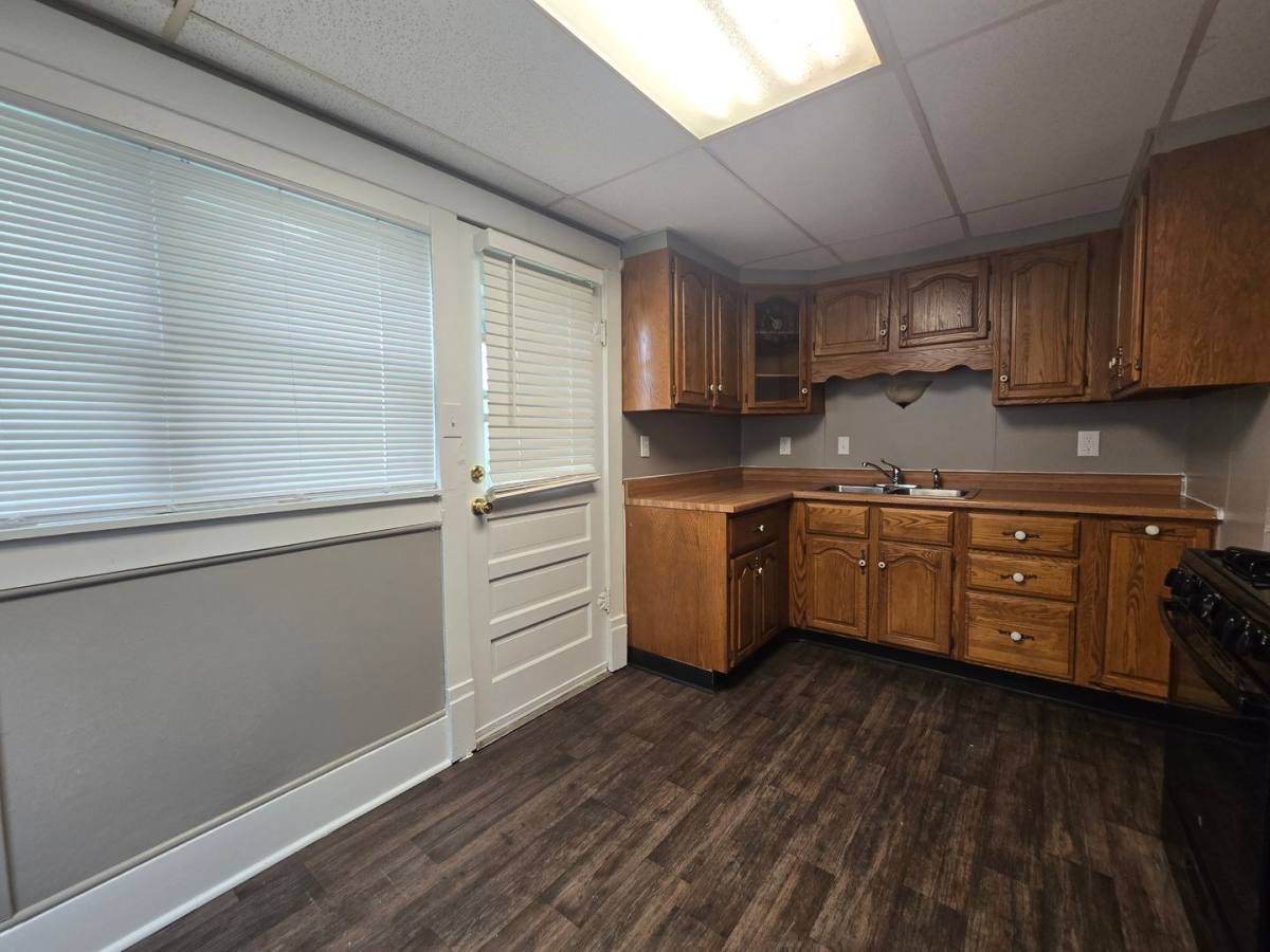 Apartment for rent at 1104-1106 S Jay St, Kokomo, IN 46902