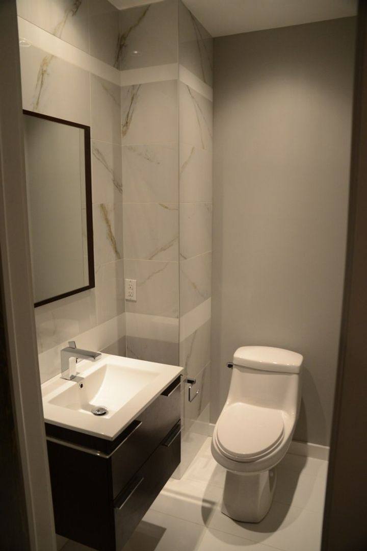 Apartment for rent at 1533 Chestnut St, Philadelphia, PA 19102