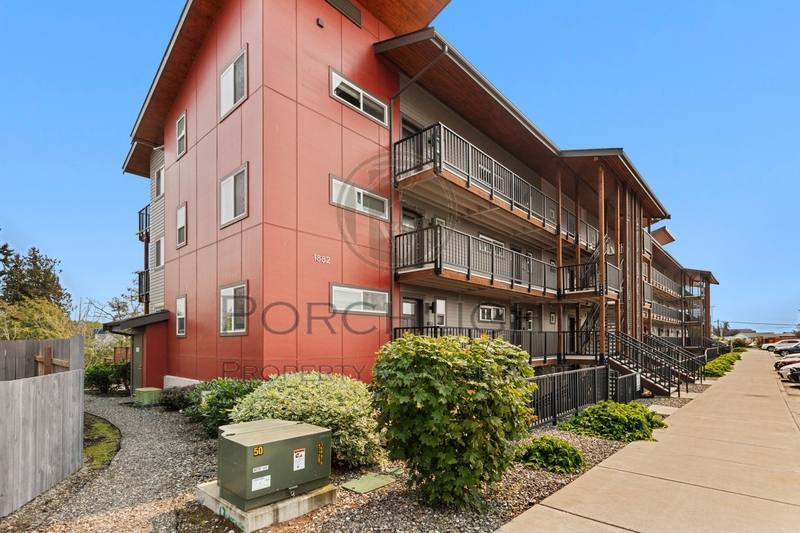 Condo for rent at 1882 Front St #1, Lynden, WA 98264