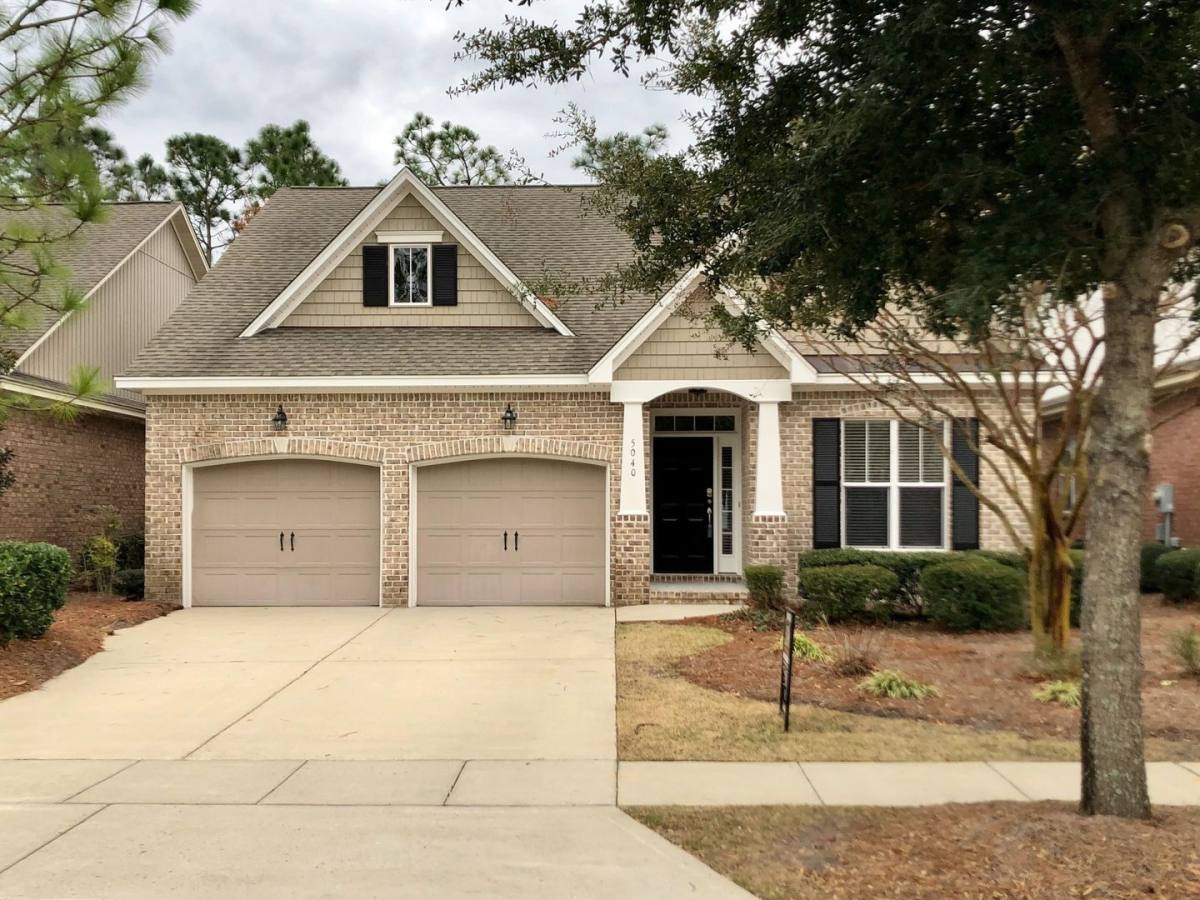 House for rent at 5040 Whitner Dr, Wilmington, NC 28409
