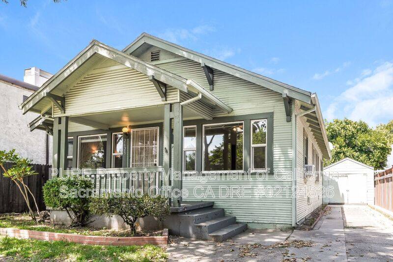 House for rent at 2625 D St, Sacramento, CA 95816