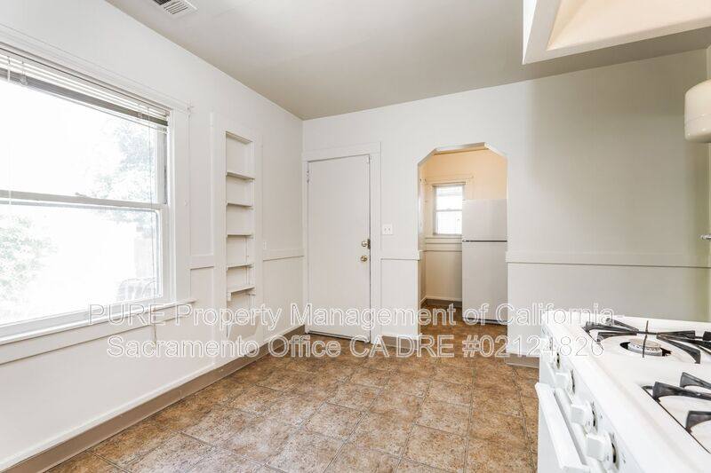 House for rent at 2625 D St, Sacramento, CA 95816
