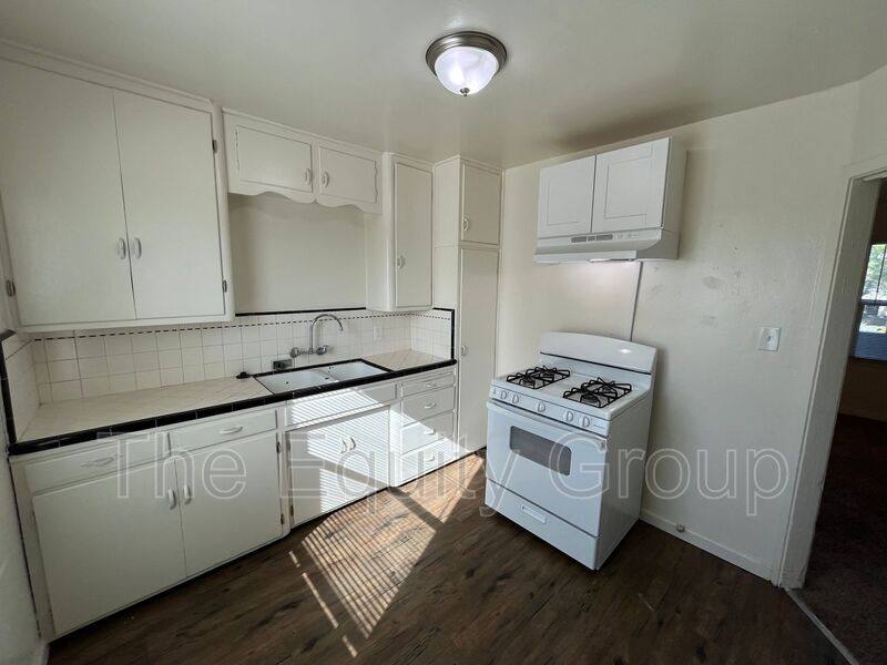 Apartment for rent at 267 W Belleview Ave #11, Porterville, CA 93257