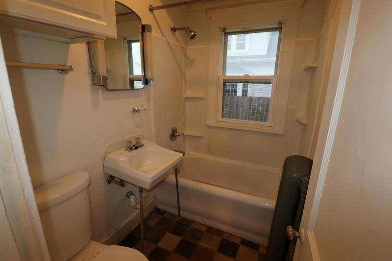 Apartment for rent at 1002 N 13th St 1302 Wisconsin Ave A, Manitowoc, WI 54220