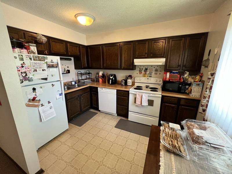 Apartment for rent at 2029 9th St #4, Coralville, IA 52241