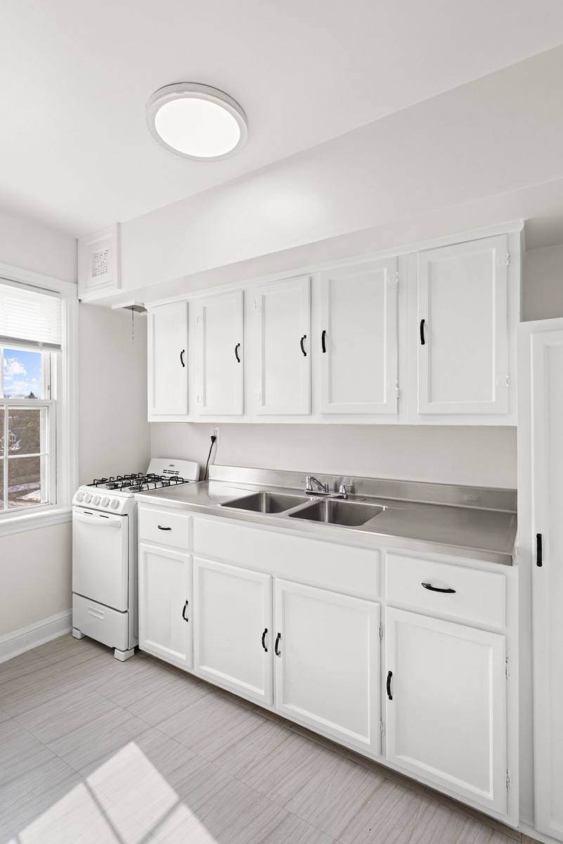 Apartment for rent at 5103 43rd Ave, Hyattsville, MD 20781